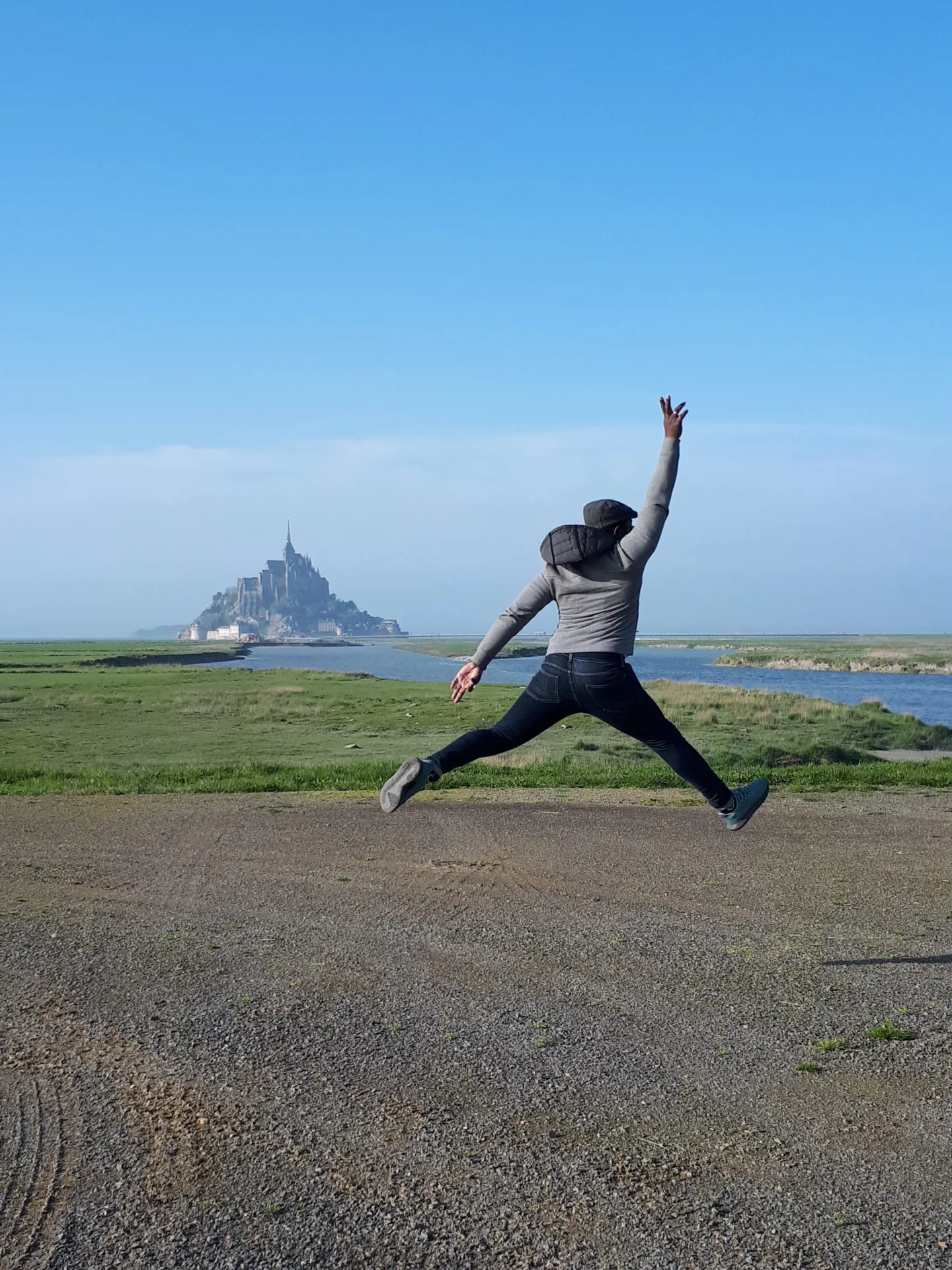 Tabari devant le Mont Saint Michel