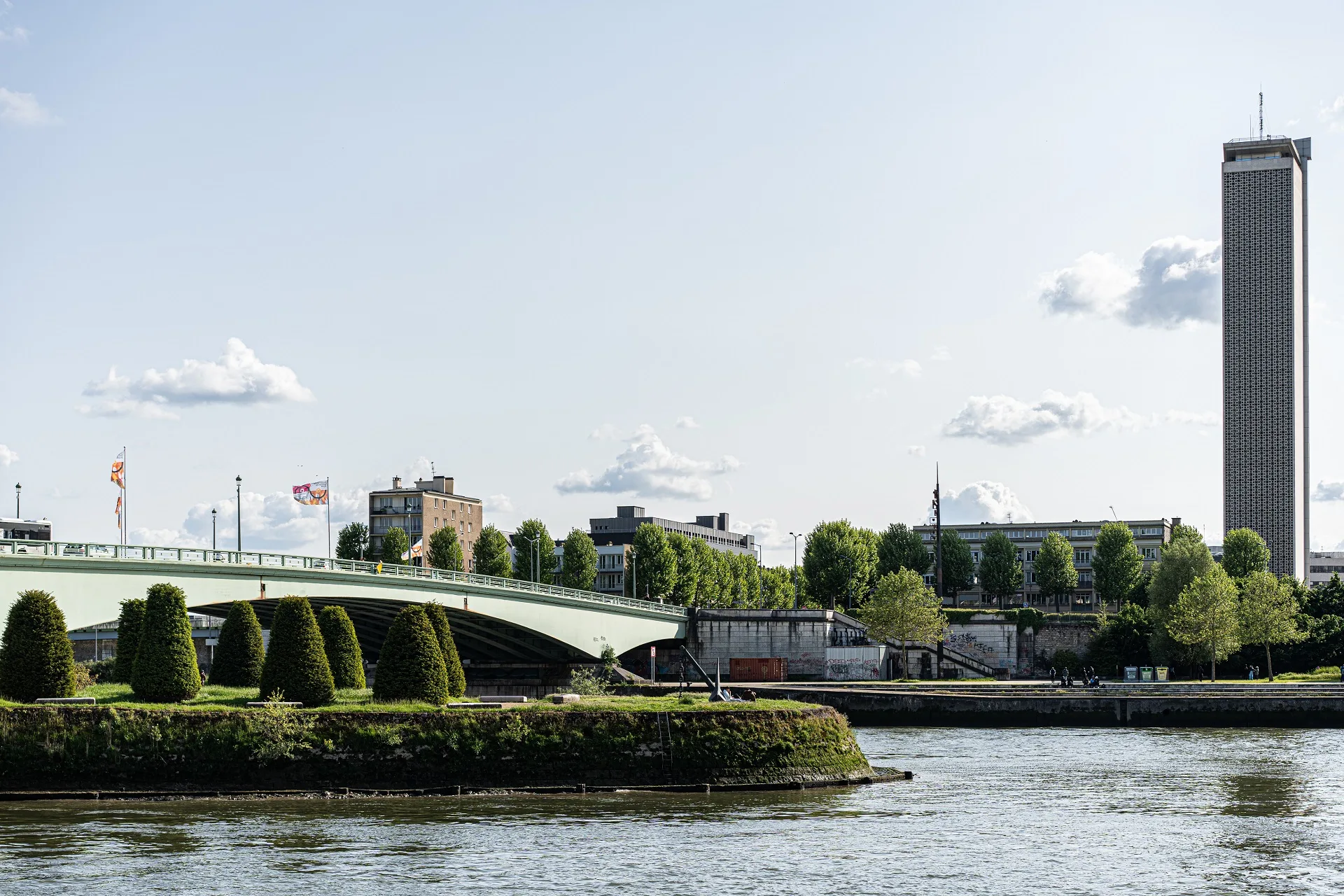 Paris et la Normandie-Pont et ville de Rouen